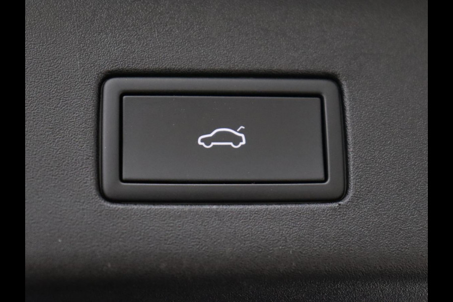 Volkswagen ID.4 Max 77 kWh | Panoramadak | Stoelverwarming | Head-Up | Warmtepomp | 360 Camera | Trekhaak | Sfeerverlichting | Half leder | Matrix LED | Carplay | Adaptive cruise | Memory | Keyless | Massage