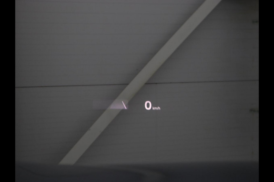 Volkswagen ID.4 Max 77 kWh | Panoramadak | Stoelverwarming | Head-Up | Warmtepomp | 360 Camera | Trekhaak | Sfeerverlichting | Half leder | Matrix LED | Carplay | Adaptive cruise | Memory | Keyless | Massage