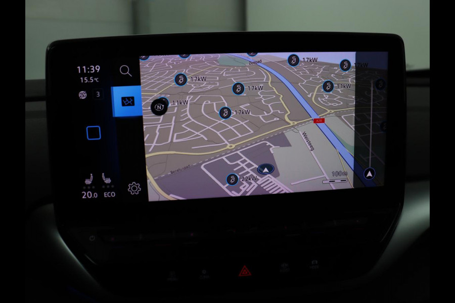 Volkswagen ID.4 Max 77 kWh | Panoramadak | Stoelverwarming | Head-Up | Warmtepomp | 360 Camera | Trekhaak | Sfeerverlichting | Half leder | Matrix LED | Carplay | Adaptive cruise | Memory | Keyless | Massage