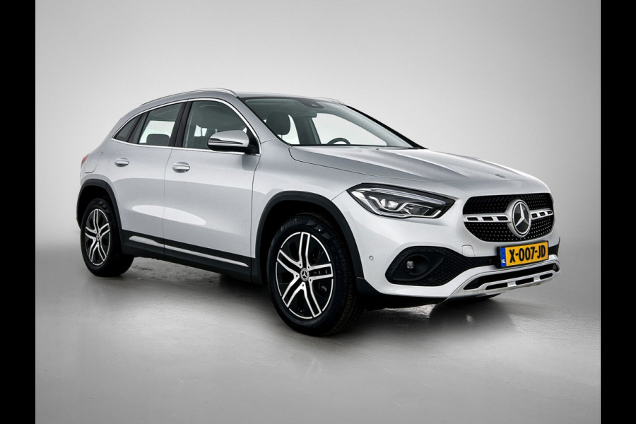 Mercedes-Benz GLA 250 e Business Solution Luxury Limited Lichtmetalen velgen | Navigatie | Parking support met camera achter | Inclusief 24 maanden MB Certified garantie voor Europa.