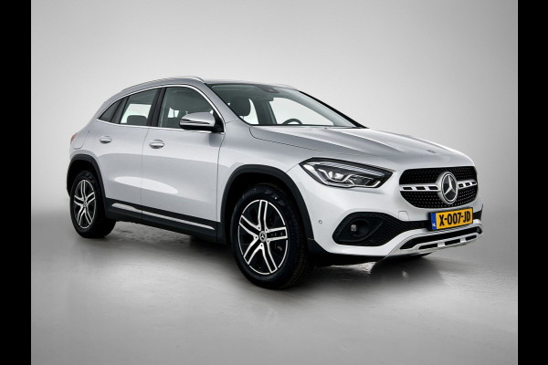 Mercedes-Benz GLA 250 e Business Solution Luxury Limited Lichtmetalen velgen | Navigatie | Parking support met camera achter | Inclusief 24 maanden MB Certified garantie voor Europa.