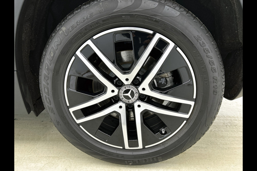 Mercedes-Benz GLA 250 e Business Solution Luxury Limited Lichtmetalen velgen | Navigatie | Parking support met camera achter | Inclusief 24 maanden MB Certified garantie voor Europa.