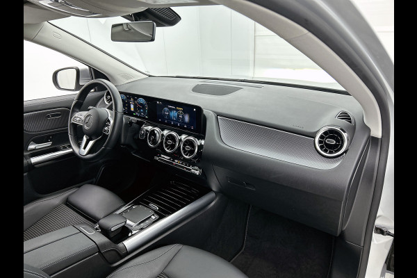 Mercedes-Benz GLA 250 e Business Solution Luxury Limited Lichtmetalen velgen | Navigatie | Parking support met camera achter | Inclusief 24 maanden MB Certified garantie voor Europa.