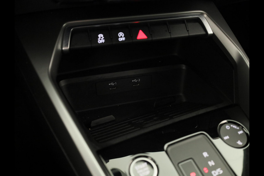 Audi A3 Sportback 30 TFSI Pro Line 110 pk S-tronic | Verlengde garantie | Navigatie via App | Parkeersensoren achter | LED koplampen |