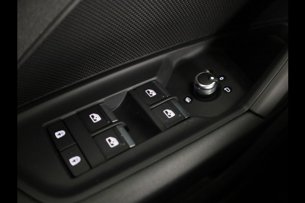 Audi A3 Sportback 30 TFSI Pro Line 110 pk S-tronic | Verlengde garantie | Navigatie via App | Parkeersensoren achter | LED koplampen |