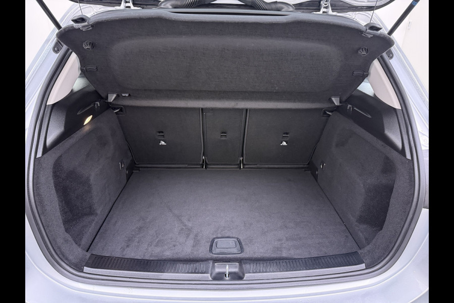 Mercedes-Benz B-Klasse 250 e AMG Line | Trekhaak Memory Sfeer