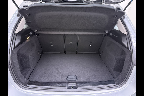 Mercedes-Benz B-Klasse 250 e AMG Line | Trekhaak Memory Sfeer