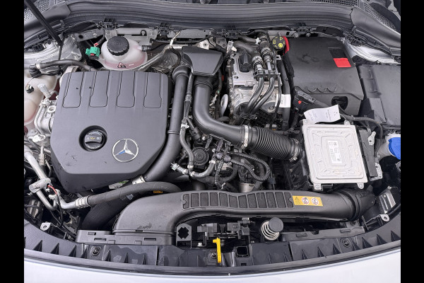 Mercedes-Benz B-Klasse 250 e AMG Line | Trekhaak Memory Sfeer