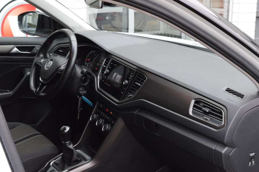 Volkswagen T-Roc 1.0 TSI Style|Trekhaak|ACC|Cam.|Carplay|