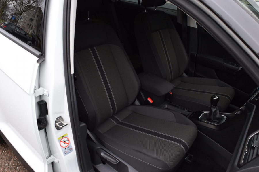 Volkswagen T-Roc 1.0 TSI Style|Trekhaak|ACC|Cam.|Carplay|