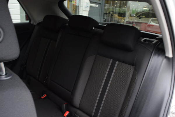 Volkswagen T-Roc 1.0 TSI Style|Trekhaak|ACC|Cam.|Carplay|