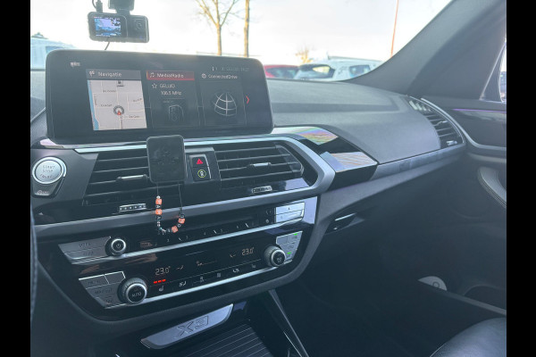 BMW X3 xDrive20d High Executive | Head Up Display | Stuur Verwarming | Sfeerverlichting | Leer