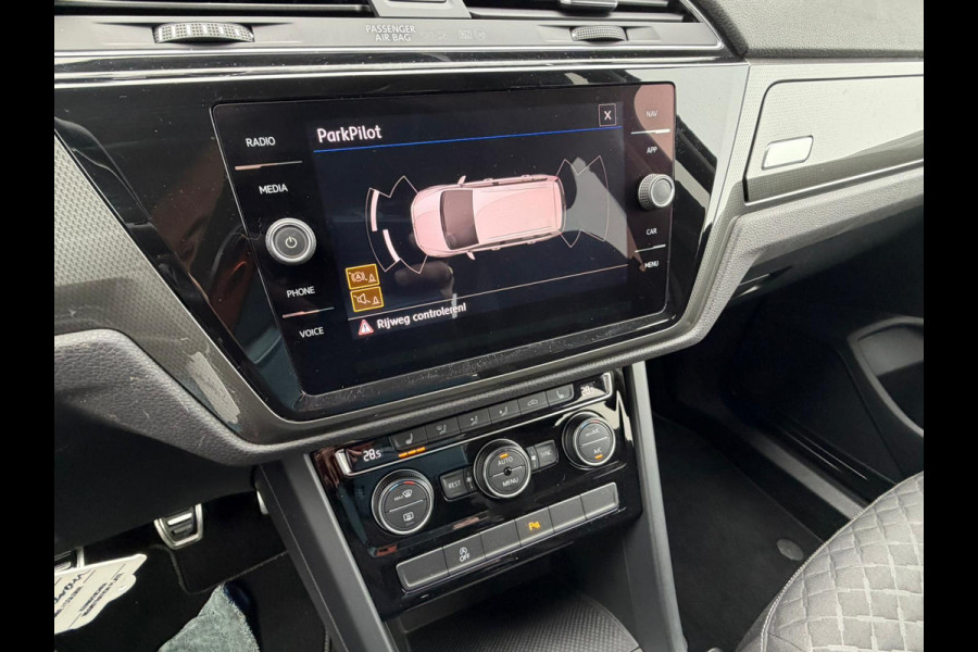 Volkswagen Touran 1.5 TSI Comfortline Business 7p NAVI - ACC - STOELVERW.