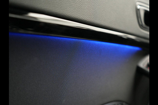 Seat Ateca 1.5 TSI FR DSG 150pk Dealer O.H. | Trekhaak Af Fabriek | Camera | Beats Audio | 19"L.M | Alcantara Sportstoelen Verwarmd | Sfeerverlichting | Apple Carplay | Keyless | Navigatie | DAB | Cruise Control |