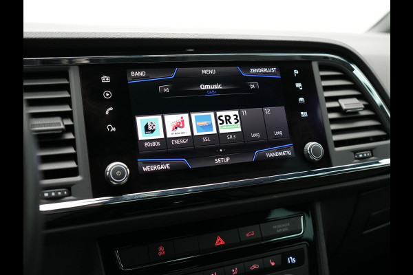 Seat Ateca 1.5 TSI FR DSG 150pk Dealer O.H. | Trekhaak Af Fabriek | Camera | Beats Audio | 19"L.M | Alcantara Sportstoelen Verwarmd | Sfeerverlichting | Apple Carplay | Keyless | Navigatie | DAB | Cruise Control |