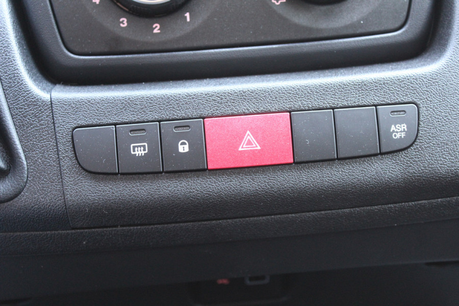 Opel Movano Bakwagen met klep, Airco, Zijdeur Dhollandia laadklep, Cruise control, Airco Meubelbak, Laadlift