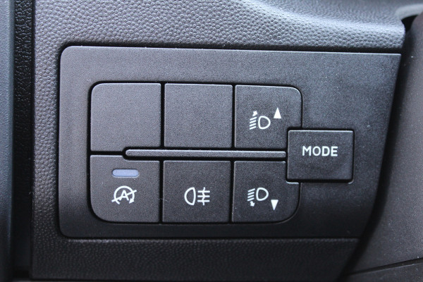 Opel Movano Bakwagen met klep, Airco, Zijdeur Dhollandia laadklep, Cruise control, Airco Meubelbak, Laadlift