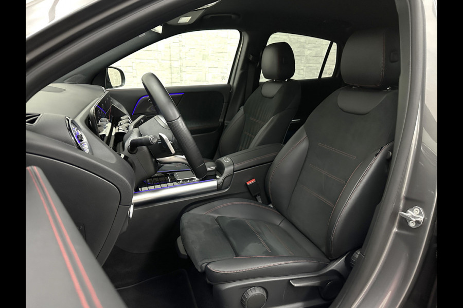 Mercedes-Benz GLA 250 e AMG Line | ACC | 360 Camera | Keyless-Go | Multi-Beam LED | Sfeerverlichting | Widescreen Cockpit | Carbon | Dodehoek | Lane Assist | Getint Glas | Stoelverwarming | 19'' | Autom. Achterklep |
