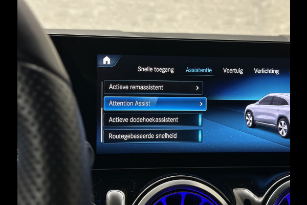 Mercedes-Benz GLA 250 e AMG Line | ACC | 360 Camera | Keyless-Go | Multi-Beam LED | Sfeerverlichting | Widescreen Cockpit | Carbon | Dodehoek | Lane Assist | Getint Glas | Stoelverwarming | 19'' | Autom. Achterklep |