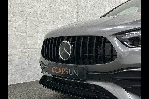 Mercedes-Benz GLA 250 e AMG Line | ACC | 360 Camera | Keyless-Go | Multi-Beam LED | Sfeerverlichting | Widescreen Cockpit | Carbon | Dodehoek | Lane Assist | Getint Glas | Stoelverwarming | 19'' | Autom. Achterklep |
