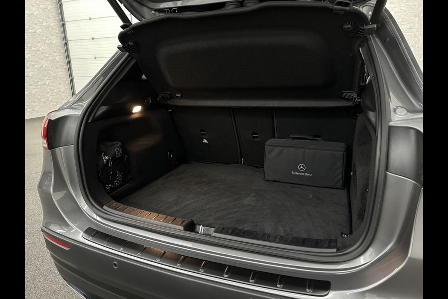 Mercedes-Benz GLA 250 e AMG Line | ACC | 360 Camera | Keyless-Go | Multi-Beam LED | Sfeerverlichting | Widescreen Cockpit | Carbon | Dodehoek | Lane Assist | Getint Glas | Stoelverwarming | 19'' | Autom. Achterklep |