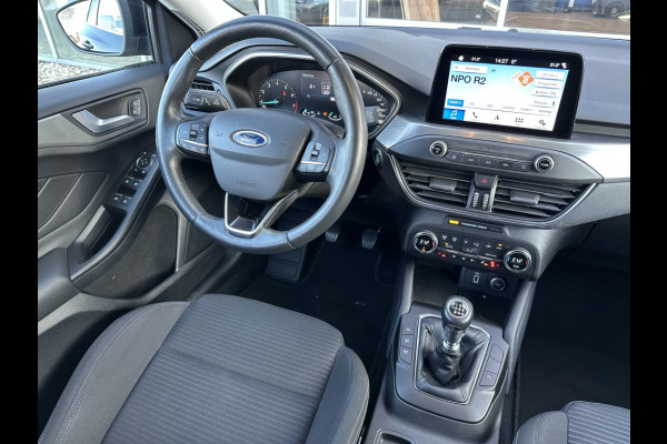 Ford FOCUS Wagon 1.5 EcoB. Tit. Bns WINTERPACK! TREKHAAK! ALL-SEASON! KEYLESS!