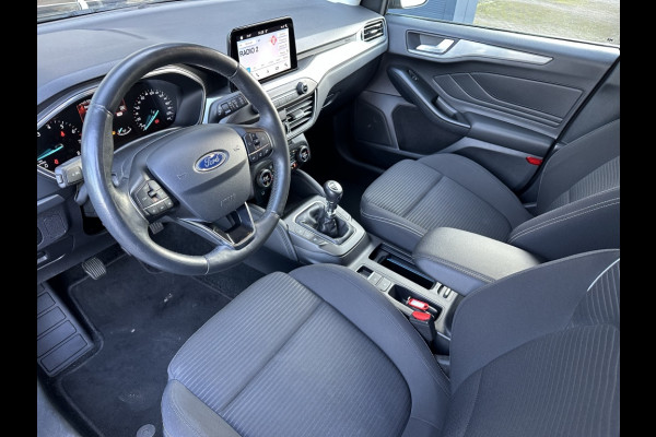 Ford FOCUS Wagon 1.5 EcoB. Tit. Bns WINTERPACK! TREKHAAK! ALL-SEASON! KEYLESS!