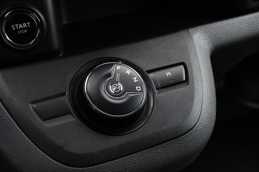 Toyota ProAce Worker 2.0 L3 DC PB Edition Camera, Cruise, Carplay, Clima, 177pk, Automaat, 2 x Schuifdeur, Keyless, NAVI, Uniek!