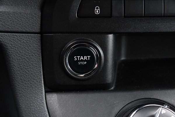 Toyota ProAce Worker 2.0 L3 DC PB Edition Camera, Cruise, Carplay, Clima, 177pk, Automaat, 2 x Schuifdeur, Keyless, NAVI, Uniek!