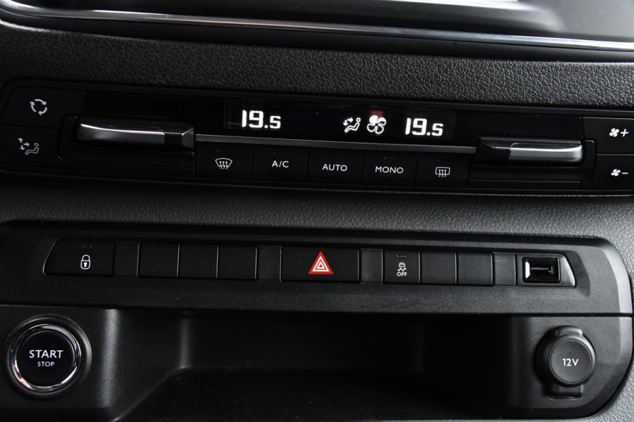 Toyota ProAce Worker 2.0 L3 DC PB Edition Camera, Cruise, Carplay, Clima, 177pk, Automaat, 2 x Schuifdeur, Keyless, NAVI, Uniek!