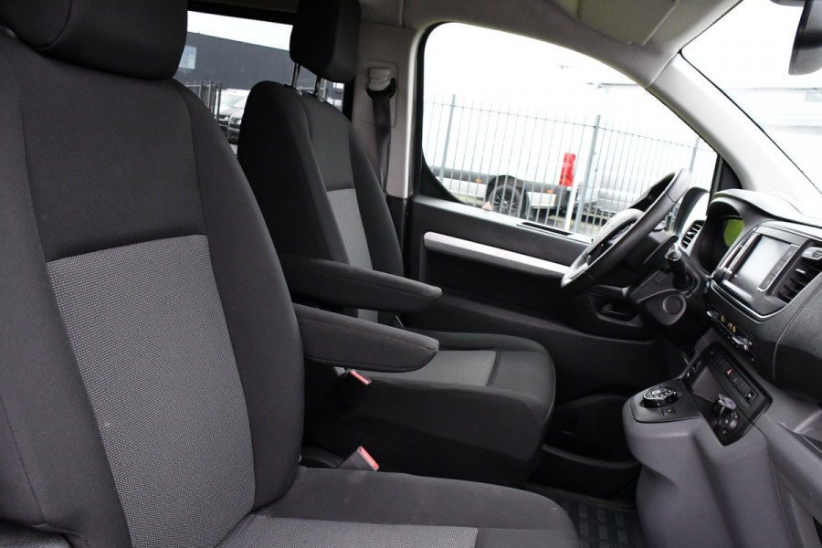 Toyota ProAce Worker 2.0 L3 DC PB Edition Camera, Cruise, Carplay, Clima, 177pk, Automaat, 2 x Schuifdeur, Keyless, NAVI, Uniek!