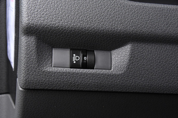 Toyota ProAce Worker 2.0 L3 DC PB Edition Camera, Cruise, Carplay, Clima, 177pk, Automaat, 2 x Schuifdeur, Keyless, NAVI, Uniek!