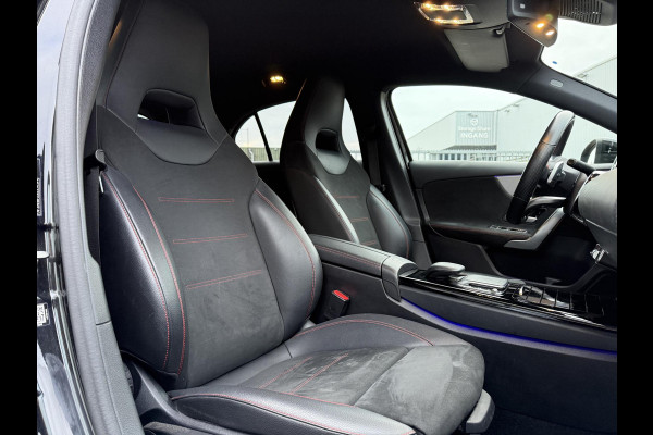Mercedes-Benz A-Klasse 180 Aut. Business Sol. AMG | Navi | Camera | Sfeer verlichting |