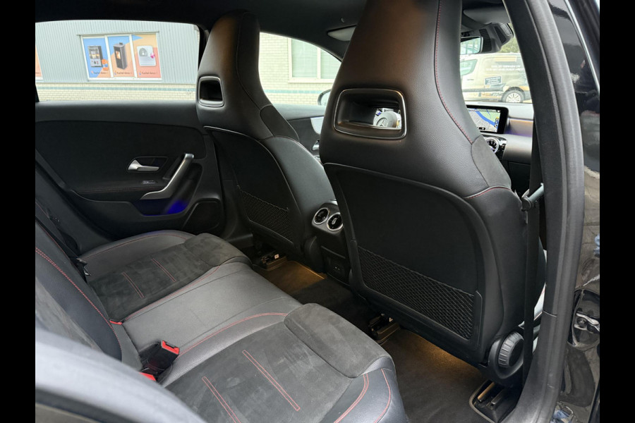 Mercedes-Benz A-Klasse 180 Aut. Business Sol. AMG | Navi | Camera | Sfeer verlichting |