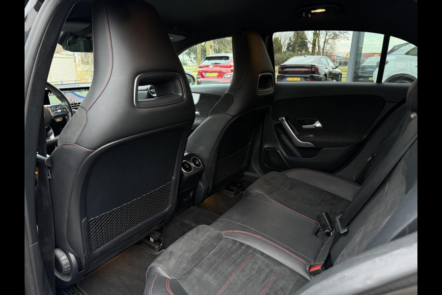 Mercedes-Benz A-Klasse 180 Aut. Business Sol. AMG | Navi | Camera | Sfeer verlichting |