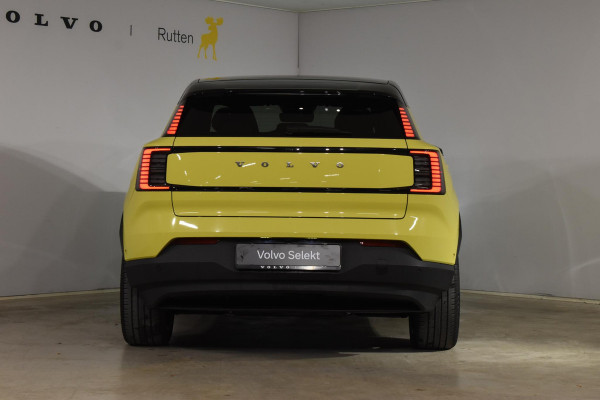 Volvo EX30 272PK Single Motor Extended Range Ultra 69 kWh / 360 Camera / Panoramadak / Voorstoelen en stuurwiel verwarmd / Adaptive cruise / Harman Kardon / Elektrisch verstelbare stoelen / Privacy glass / Elektrische achterklep / Wool Blend bekleding