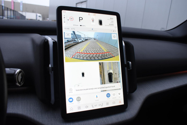 Volvo EX30 272PK Single Motor Extended Range Ultra 69 kWh / 360 Camera / Panoramadak / Voorstoelen en stuurwiel verwarmd / Adaptive cruise / Harman Kardon / Elektrisch verstelbare stoelen / Privacy glass / Elektrische achterklep / Wool Blend bekleding