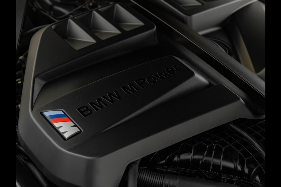 BMW 4 Serie Coupé M4 xDrive Competition - Carbon Brakes - M-Driver Pack - Stoelventilatie