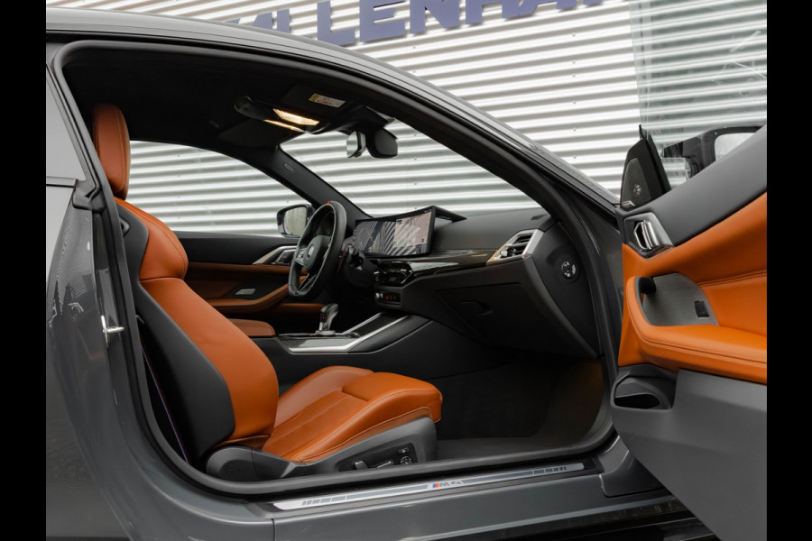 BMW 4 Serie Coupé M4 xDrive Competition - Carbon Brakes - M-Driver Pack - Stoelventilatie