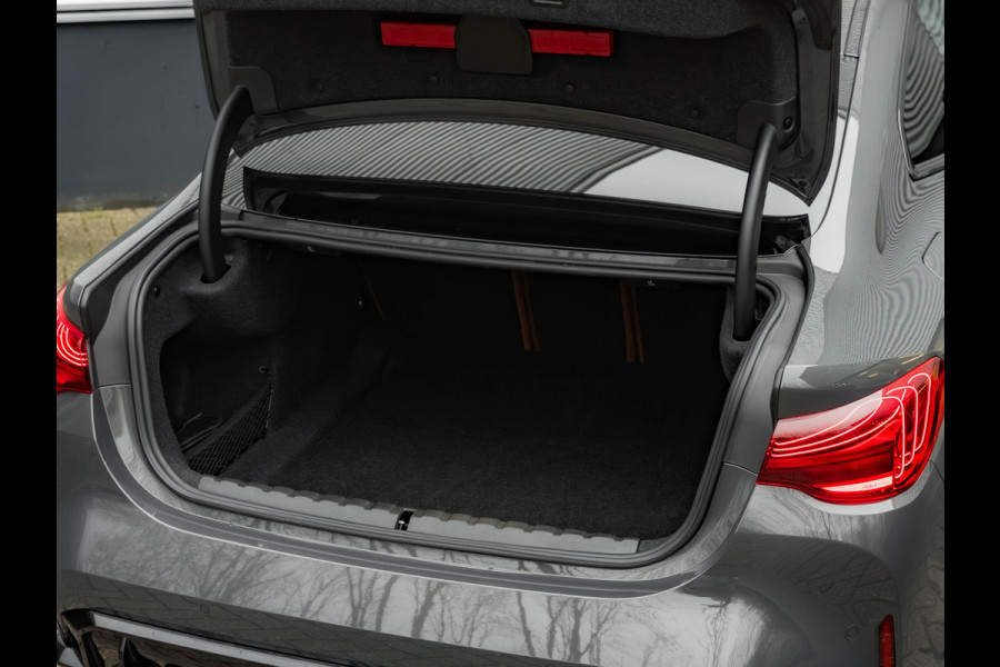 BMW 4 Serie Coupé M4 xDrive Competition - Carbon Brakes - M-Driver Pack - Stoelventilatie