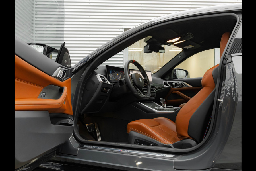 BMW 4 Serie Coupé M4 xDrive Competition - Carbon Brakes - M-Driver Pack - Stoelventilatie