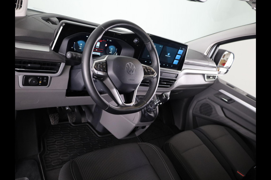 Volkswagen Transporter 2.0 TDI L2H1 30 Life | 110 PK Hand | Styling pakket | Camera | App Connect | Trekhaak |