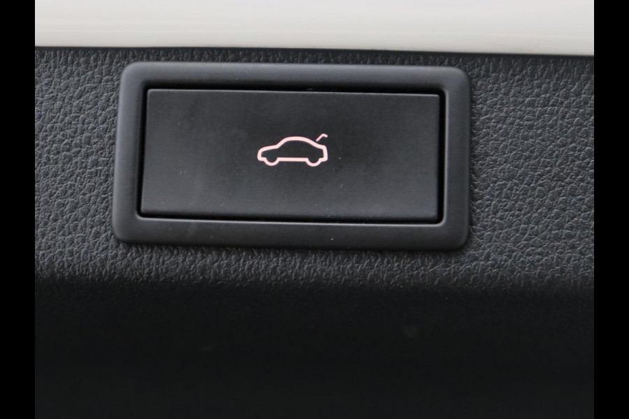 Škoda Octavia 1.5 TSI Business Edition Plus | Stoelverwarming | Trekhaak | Adaptive cruise | Keyless | Full LED | Parkeerhulp | Climate control