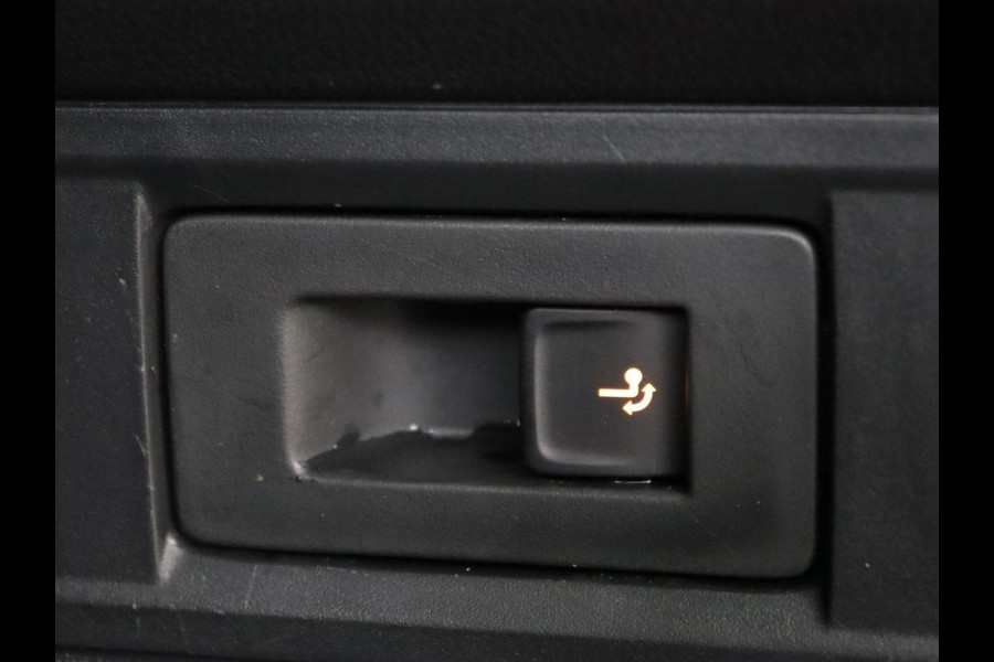 Škoda Octavia 1.5 TSI Business Edition Plus | Stoelverwarming | Trekhaak | Adaptive cruise | Keyless | Full LED | Parkeerhulp | Climate control