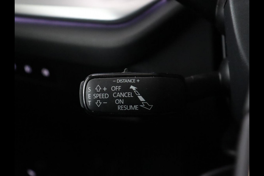 Škoda Octavia 1.5 TSI Business Edition Plus | Stoelverwarming | Trekhaak | Adaptive cruise | Keyless | Full LED | Parkeerhulp | Climate control