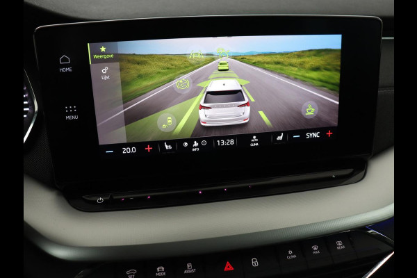 Škoda Octavia 1.5 TSI Business Edition Plus | Stoelverwarming | Trekhaak | Adaptive cruise | Keyless | Full LED | Parkeerhulp | Climate control