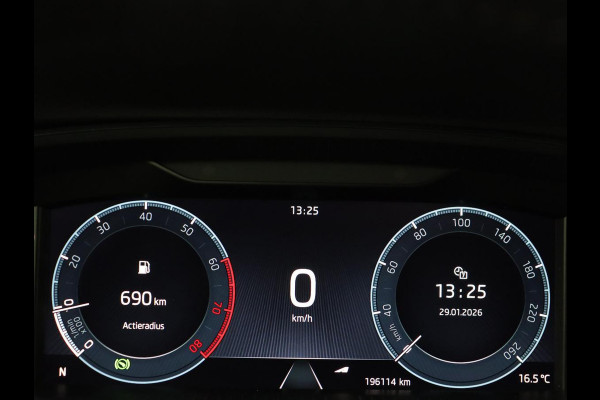 Škoda Octavia 1.5 TSI Business Edition Plus | Stoelverwarming | Trekhaak | Adaptive cruise | Keyless | Full LED | Parkeerhulp | Climate control