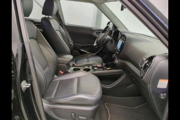 Kia e-Soul 150kW / 64kWh Executive line / Leder / TV. DVD scherm A./ Pdc+Camera / Xenon / Navigatie / Airco-ecc./
