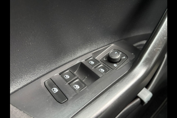 Volkswagen Polo 1.0 TSI Life | Parkeer Sensoren | Bluetooth | Cruise | Airco