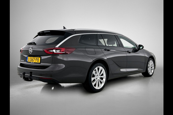 Opel Insignia Sports Tourer 1.5 CDTI 123PK Business Elegance / Leder / Trekhaak / Camera / Stoel-Stuurverwarming / Xenon / Airco-ecc. / Apk 01-2027